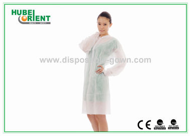 Knitted Collar Protective Disposable Lab Coats Small Splash Proof With Snaps Closure